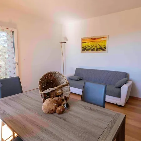 Podere P Ratizzoli Ii Piano Apartment *